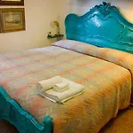 住宿加早餐酒店 Al Giardino Degli Artisti 3*